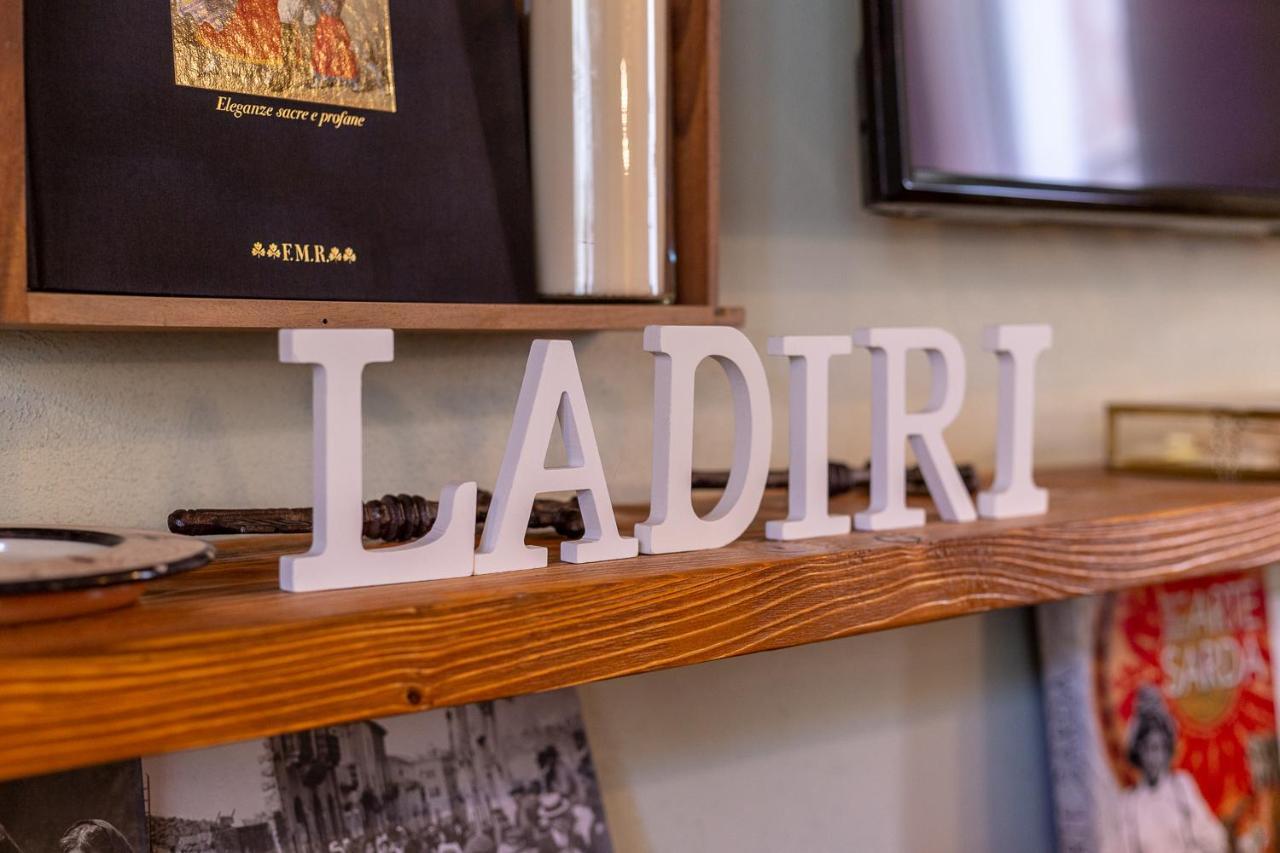 Ladiri - Antica Dimora In Terra Cruda Villa Sìnnai Exteriör bild